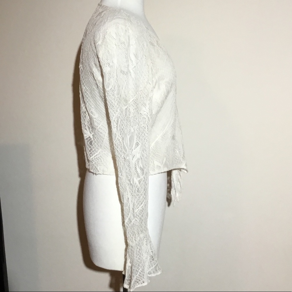 WAYF Pianceza Knot Front Top (B) - Picture 5 of 7